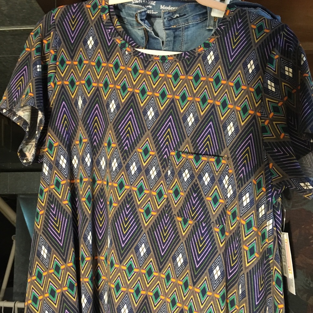 Perfect fall lularoe carly